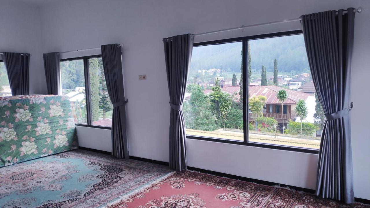 Villa Batumarta Tawangmangu Εξωτερικό φωτογραφία